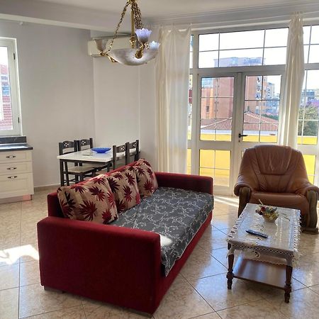 Tirana Apartment White Zewnętrze zdjęcie