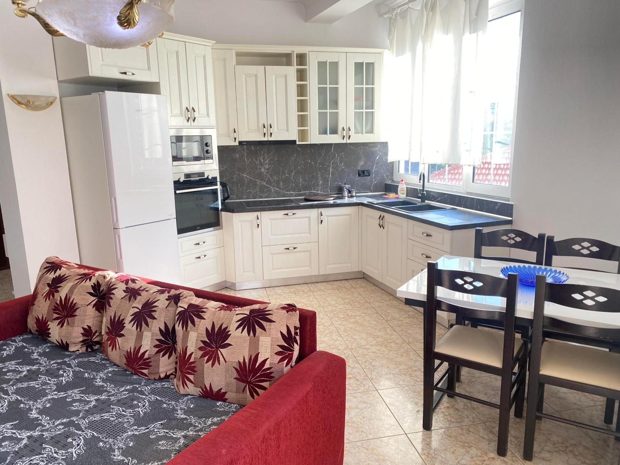 Tirana Apartment White Zewnętrze zdjęcie