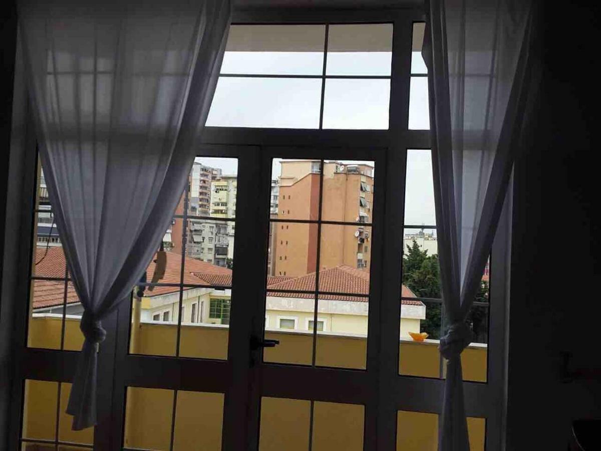 Tirana Apartment White Zewnętrze zdjęcie